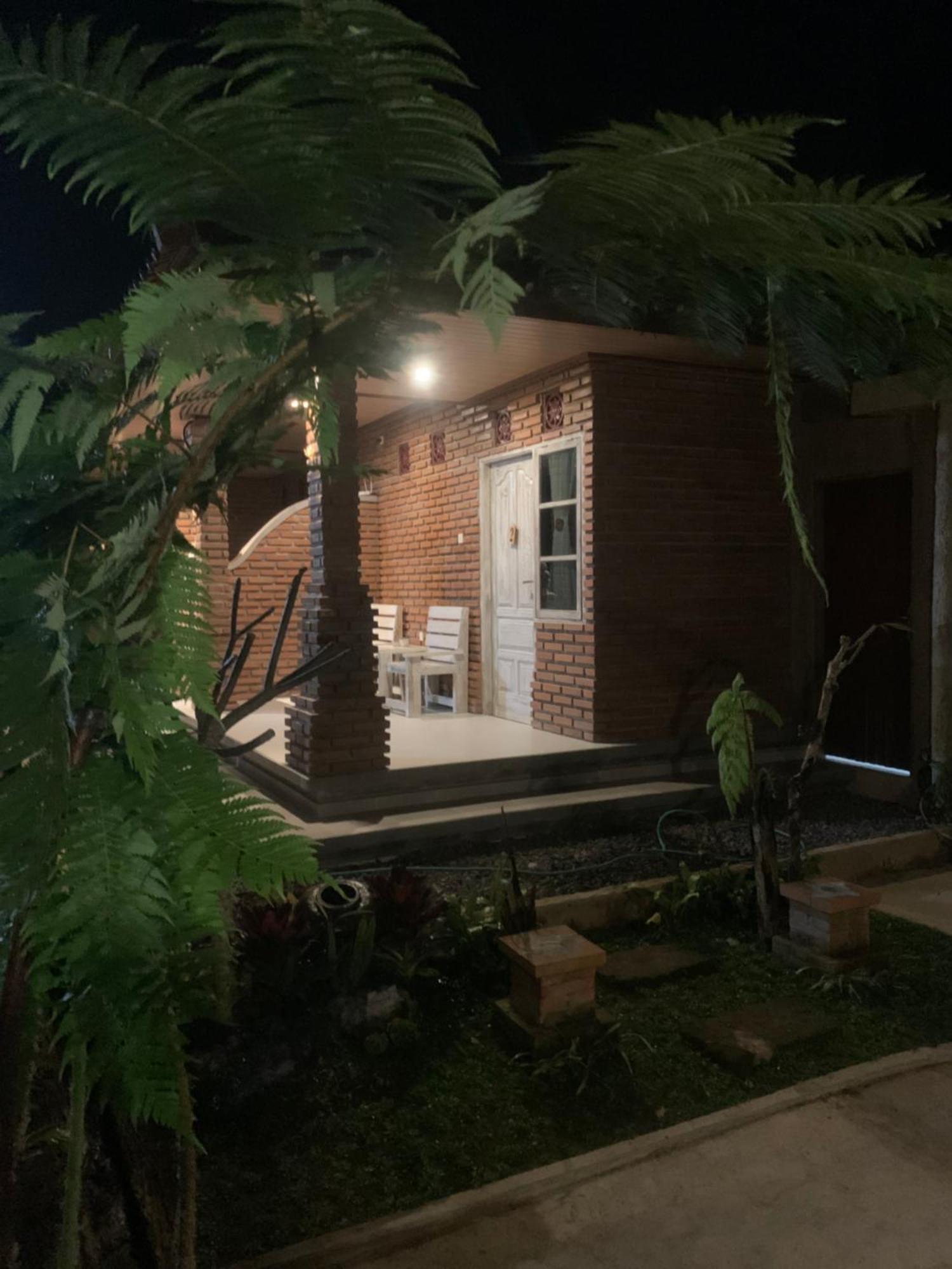Ambara Guest House Tampaksiring Екстериор снимка