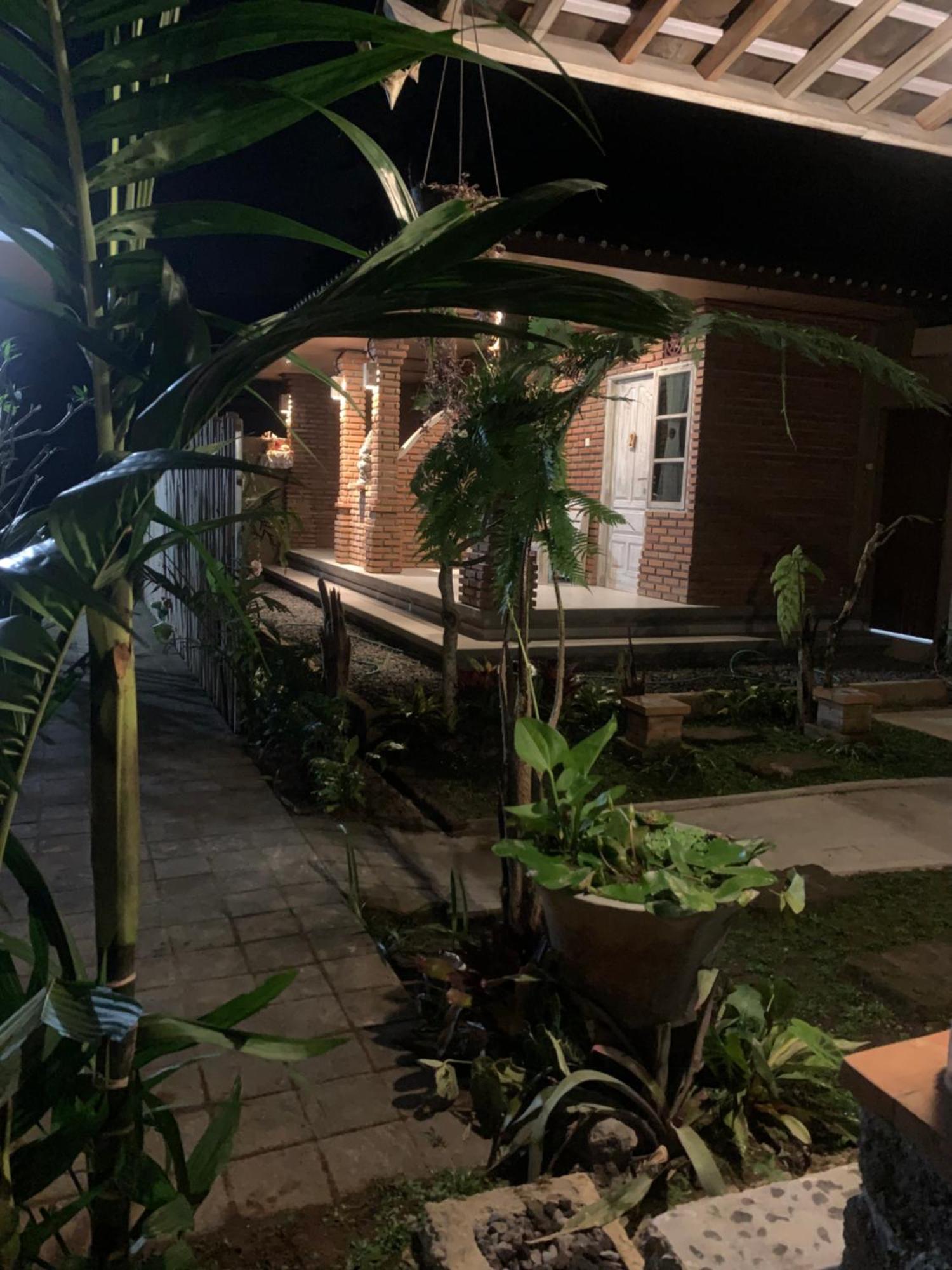 Ambara Guest House Tampaksiring Екстериор снимка