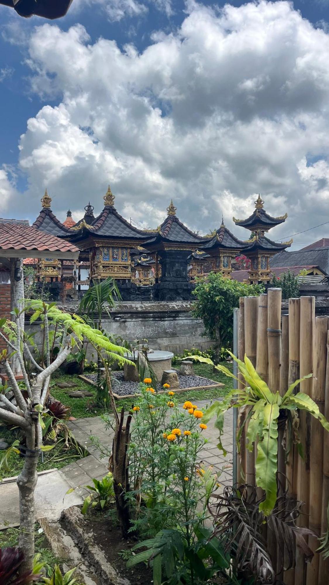 Ambara Guest House Tampaksiring Екстериор снимка
